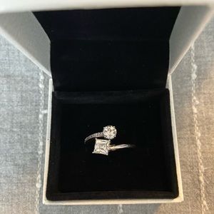 Pandora Circle over Square Ring